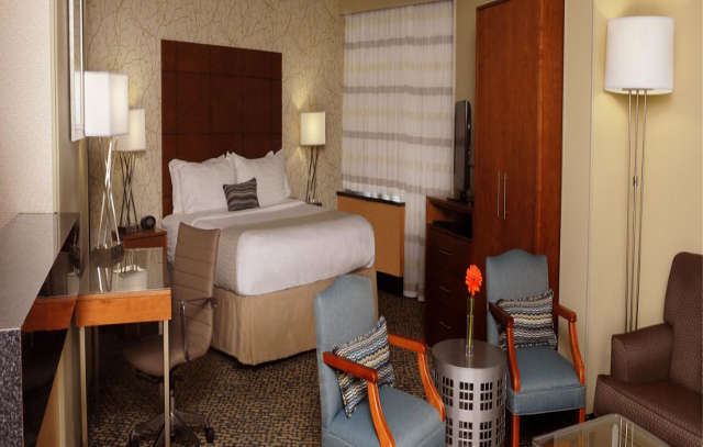 Holiday Inn Raleigh Downtown, An Ihg Hotel מראה חיצוני תמונה